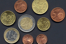 Евро немного подорожал (на 10:30 10.02.2010)