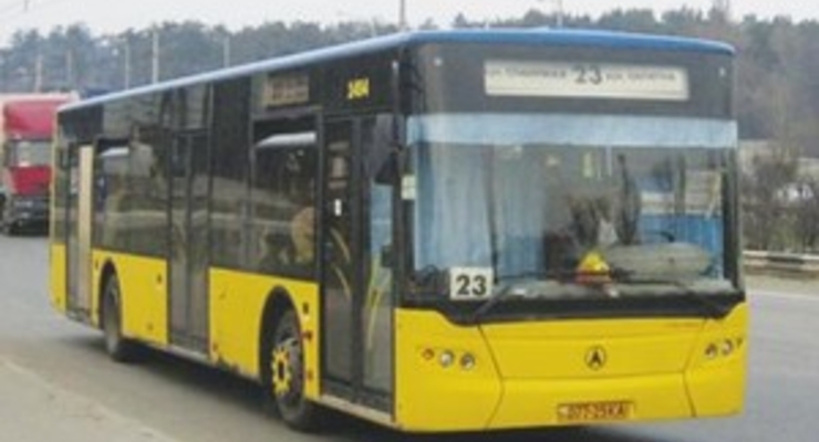 В столице могут перестать ходить автобусы и троллейбусы