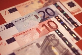 Курсы обмена наличных валют в 11 крупнейших банках Украины (на 10:30 08.02.2010)