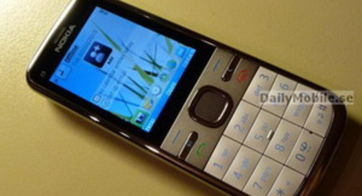 Фото не анонсированной Nokia C5 появилось в Сети