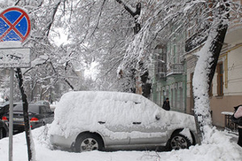 Ленивые дворники и старая техника – основная проблема в борьбе с гололедом