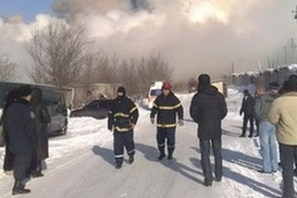 В результате пожара  на Луганском гофротарном комбинате погибли два человека