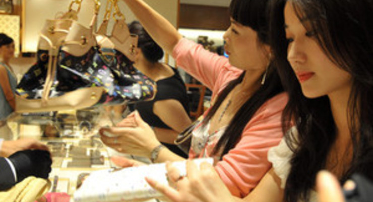 Китайцы шокируют мир тратами