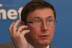 Луценко: Киев лидирует по количеству нераскрытых нападений на банки