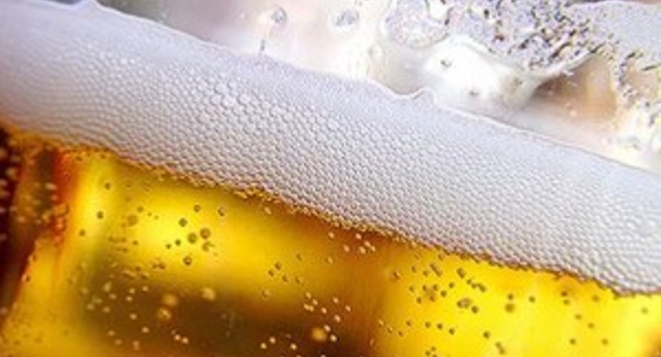 Рада запретила продавать пиво и «слабоалкоголки» несовершеннолетним