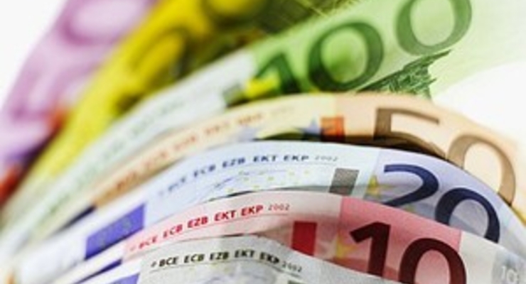 Курсы обмена наличных валют в 12 крупнейших банках Украины (на 15:30 20.01.2010)