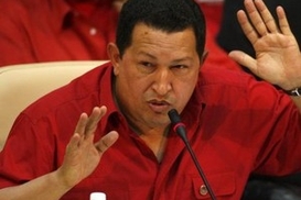 Уго Чавес национализировал еще три банка