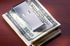 Курсы обмена наличных валют в 12 крупнейших банках Украины (на 10:30 28.12.2009)