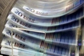 Курсы валют на 25 декабря (на 15:30): евро продолжает дорожать