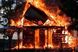 Под Киевом сгорели шесть дачных домов