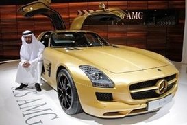 В Дубае проходит международный автосалон (ФОТО)
