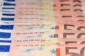 Курсы обмена наличных валют в 12 крупнейших банках Украины (на 10:30 17.12.2009)