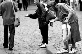 «Нищие» под церковью зарабатывают 500-600 гривен в день?!