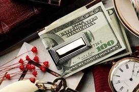 Курсы обмена наличных валют на 4 декабря (на 15:30): гривна замерла