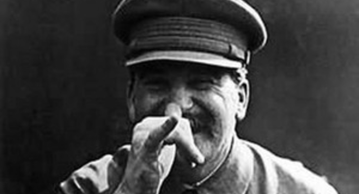 The Times: Российские учебники по истории замалчивают преступления советского режима