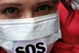 Студентов заставят ходить в масках две недели