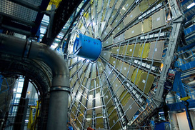 Большой адронный коллайдер наконец заработал (фото)