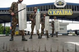 Пограничники не выпускают украинцев, не выплативших кредит