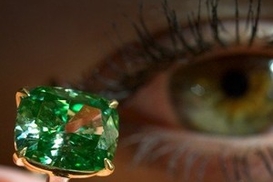 Зеленый бриллиант продали за 3,08 млн. долларов (ФОТО)