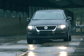 Киевских водителей обяжут включать ближний свет днем