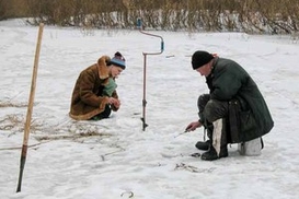 На зимний период в Киеве запретили рыбалку
