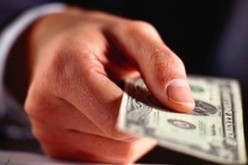 Курсы обмена наличных валют в 12 крупнейших банках Украины (на 10:30 03.11.2009)