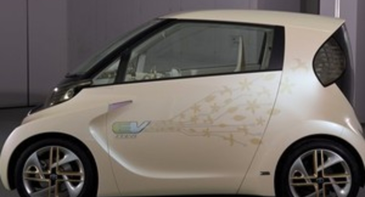 Авто без руля и педалей выпустила Toyota (ФОТО)