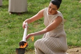 В Греции зажгли олимпийский огонь