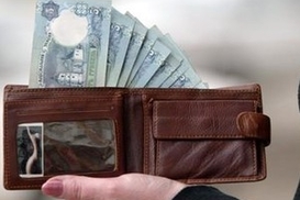 Размер минимальной зарплаты повышен до 922 гривен в месяц