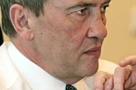 Черновецкому будут доплачивать за выслугу лет