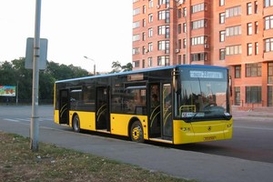 Киевский общественный транспорт будет заканчивать работу на два часа раньше