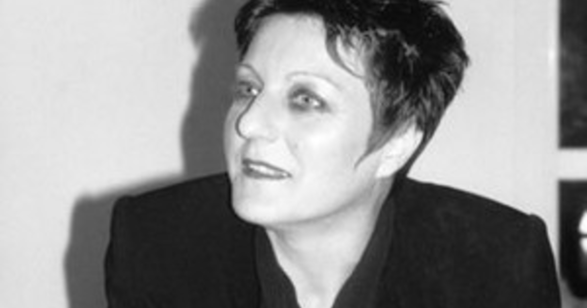 Книги дорит линке. Керстин гир. Керстин гнейтинг. Немецкая писательница йелле лепман. Анна зегерс фото.