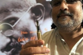 Montblanc выпустил ручку за 25 тысяч долларов в честь Махатмы Ганди (ФОТО)