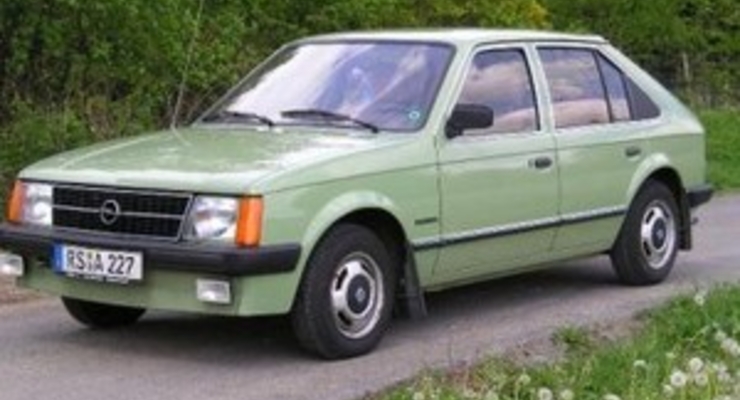 В субботу в Киеве сгорели два автомобиля