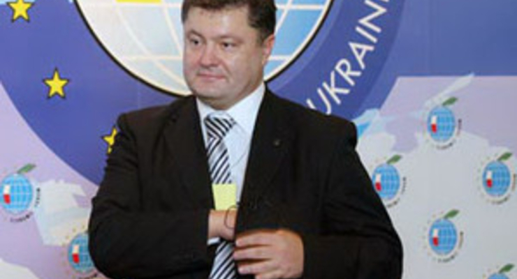 Порошенко прогнозирует волну слияний в банковском секторе