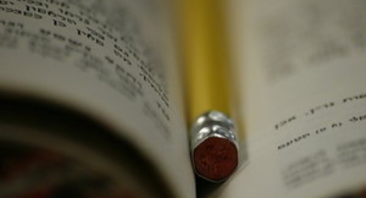 В Киевской области задержали преподавателя-взяточника