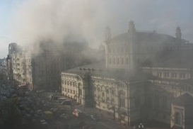 В элитном доме на улице Хмельницкого уже два дня нет света и телефонной связи (ФОТО)