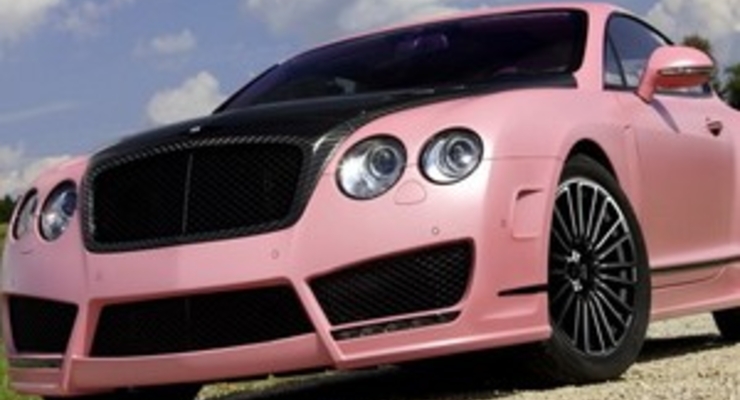Необычны тюнинг: Бентли сделали ядовито-розовым (ФОТО)