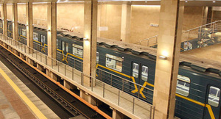 Сегодня киевское метро будет работать на полчаса больше