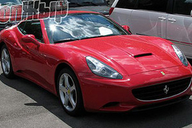 В Украине начали официально продавать Ferrari (фото)