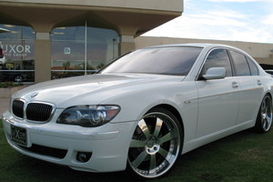 Главный коммунист Африки купил себе BMW 750i