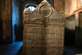 Ученые вскрыли саркофаг Ярослава Мудрого, чтобы проверить ДНК (фото)