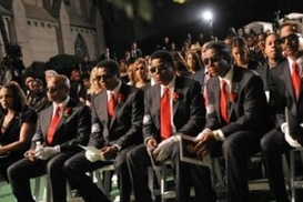 Вторые похороны Джексона обошлись в 1 миллион долларов (фото)