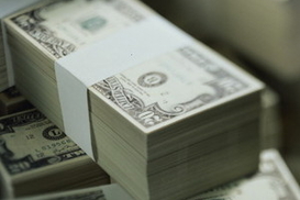 Курсы валюта на 2 сентября (итоговый выпуск): доллар стремительно дорожает