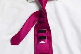 Для любителей слушать mp3-плеер придумали специальный галстук (ФОТО)