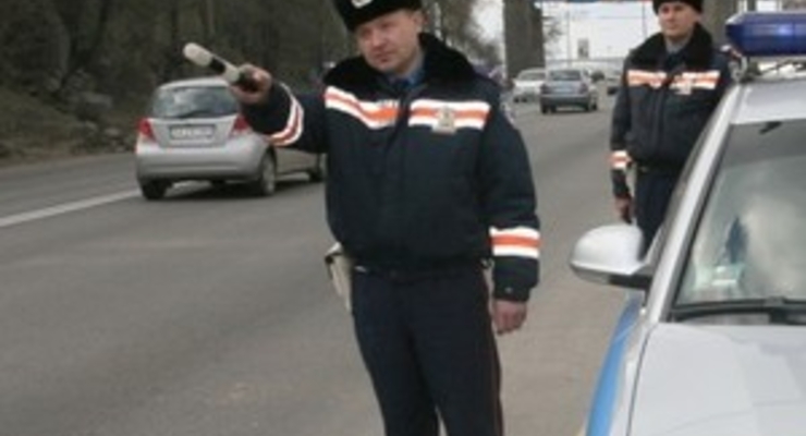 За неуплату штрафов у украинцев начали отбирать авто