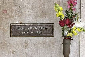 Место в склепе рядом с Мэрилин Монро продано за $4,6 миллионов (фото)