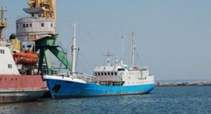 Сегодня судно с тухлым мясом покинет одесский порт