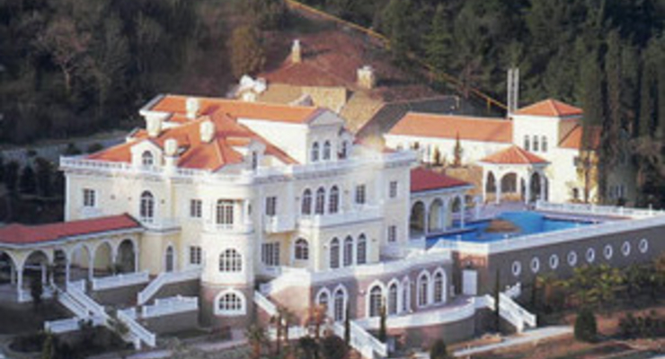 Тимошенко отберет дачу у Януковича (ФОТО)