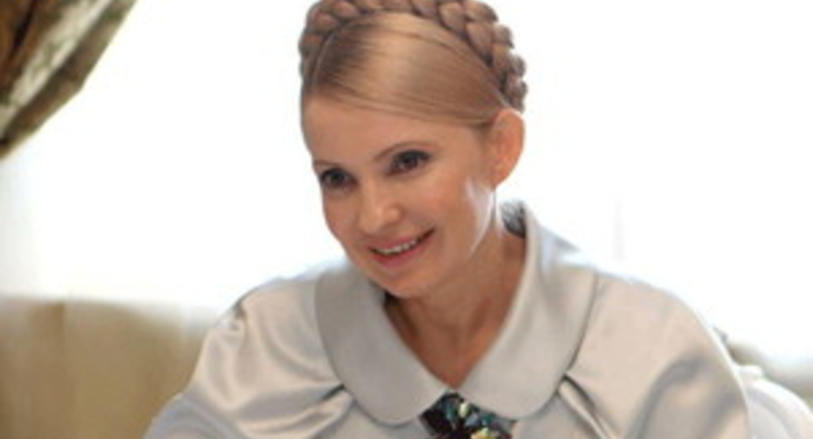 Ющенко требует от Кабмина погасить долги по зарплате